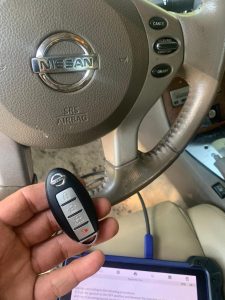 Advanced Lock And Key - Coding Nissan key (1)