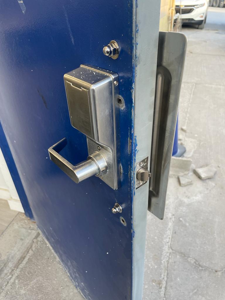 Advanced lock and key in Strongsville OH - commercial key pad grade 1